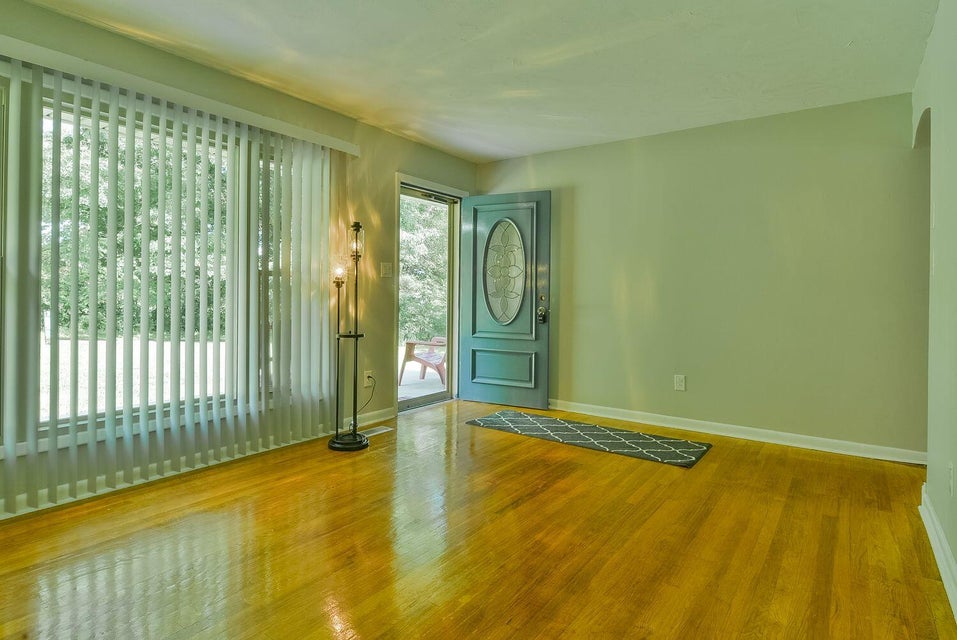 Photo #9: 271 Lee Street