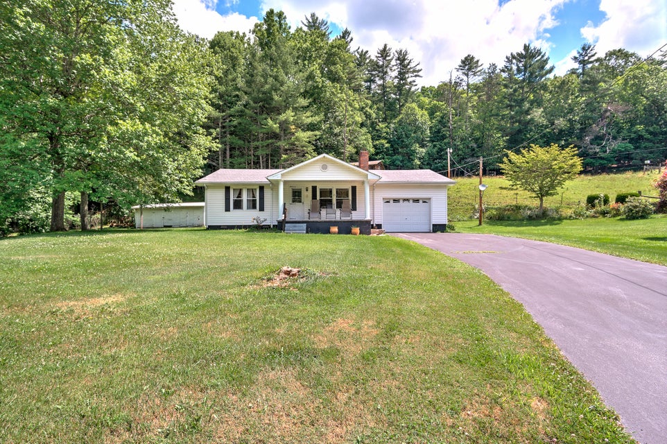 Photo #3: 554 Sprucey Lane