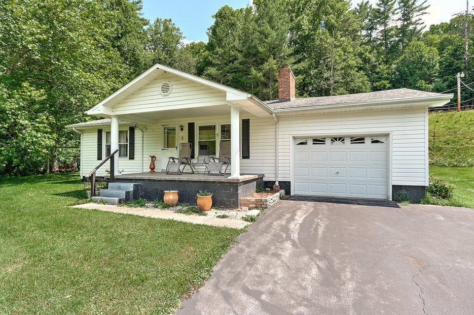 Photo #7: 554 Sprucey Lane