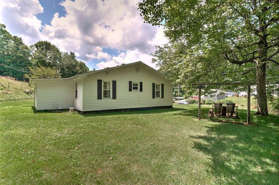 Photo #15: 554 Sprucey Lane