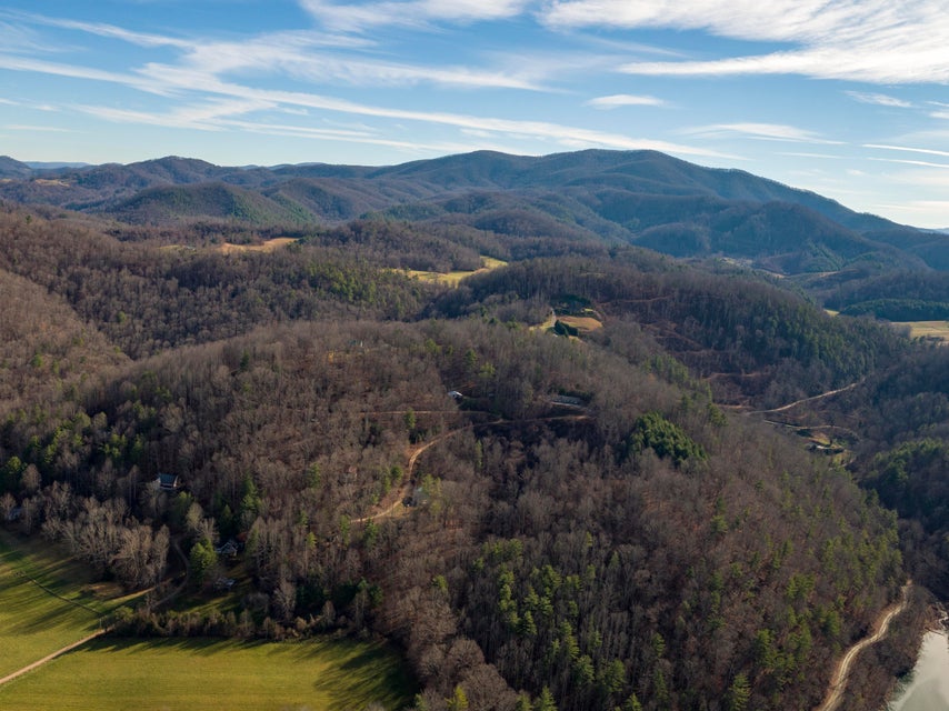 Photo #11: 150 Watauga Overlook Drive