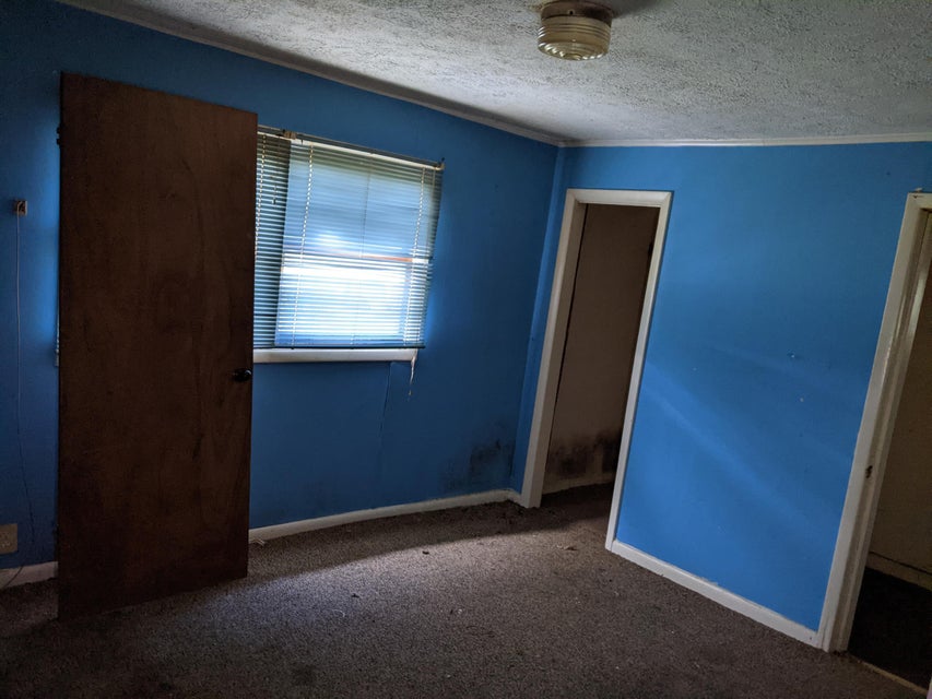 Photo #13: 1105 Embreville Road