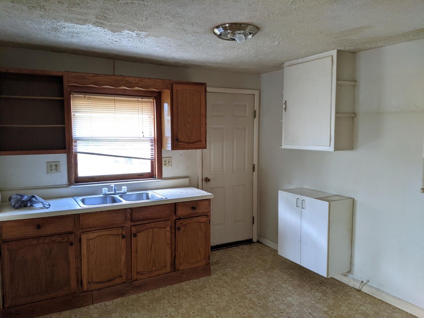 Photo #10: 1105 Embreville Road