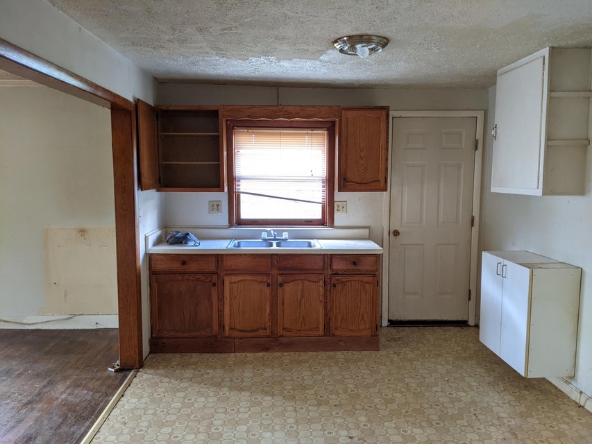 Photo #11: 1105 Embreville Road