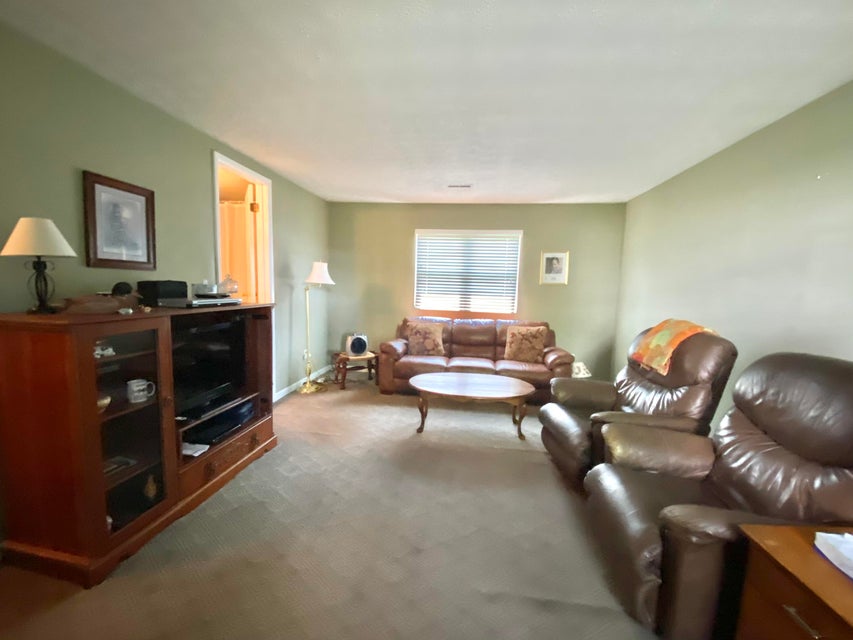 Photo #11: 1007 Spruce Avenue