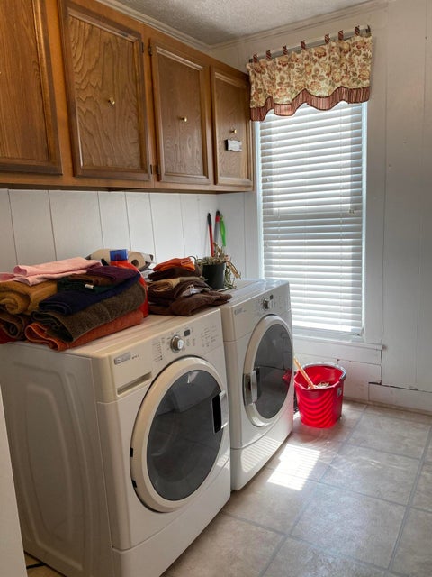Photo #38: 1007 Spruce Avenue