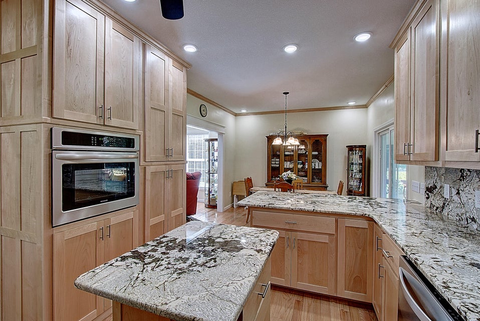 Photo #18: 120 Ledgestone Way