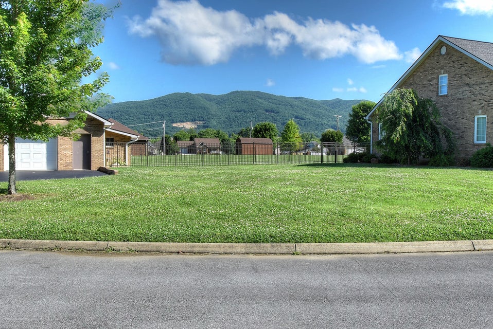 Photo #46: 120 Ledgestone Way
