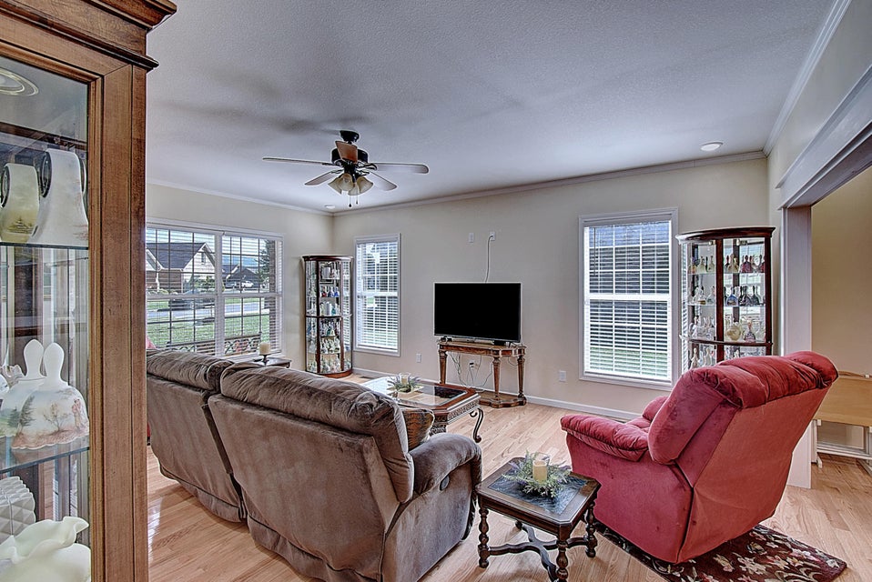 Photo #12: 120 Ledgestone Way