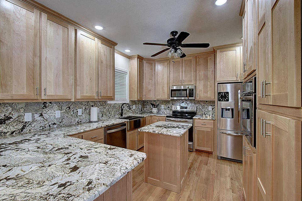 Photo #14: 120 Ledgestone Way
