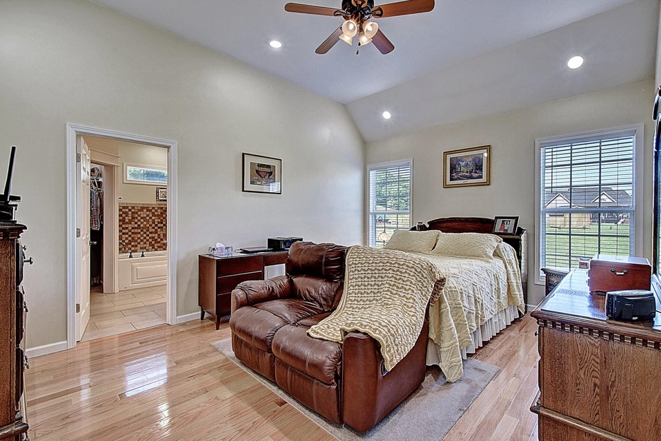 Photo #20: 120 Ledgestone Way