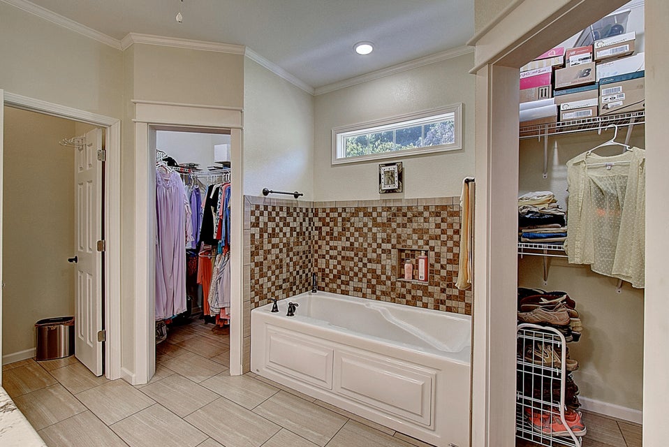 Photo #23: 120 Ledgestone Way