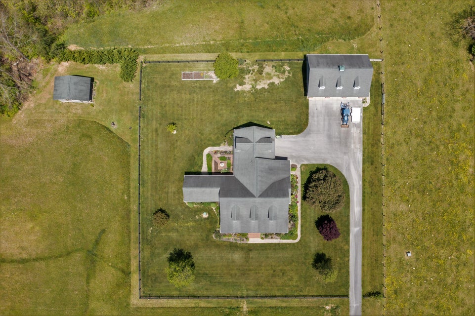 Photo #5: 3931 Beech Creek Road