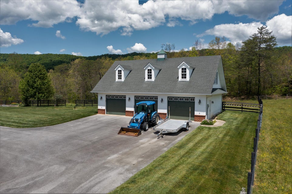Photo #11: 3931 Beech Creek Road