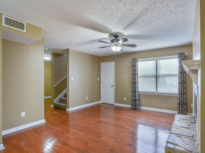 Photo #6: 213 Windridge Colony