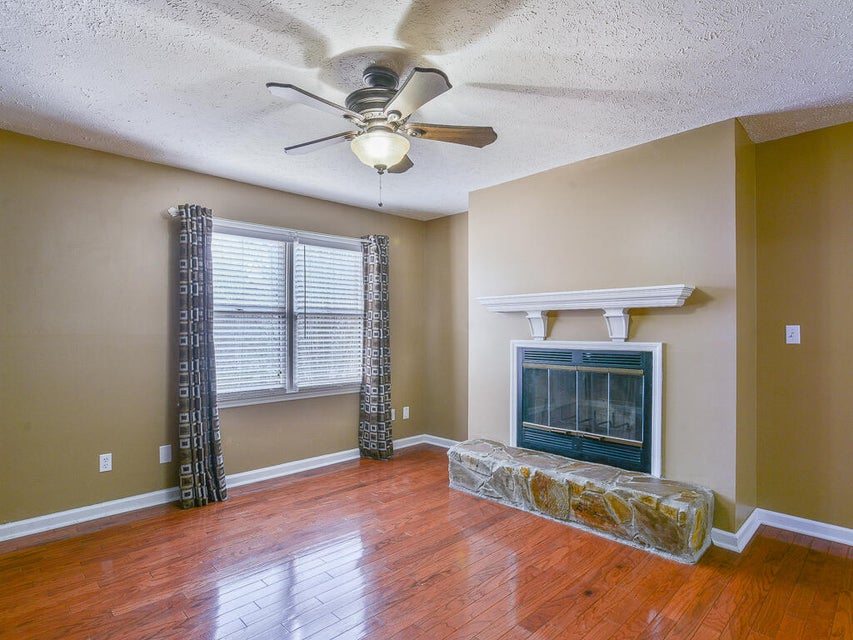 Photo #8: 213 Windridge Colony