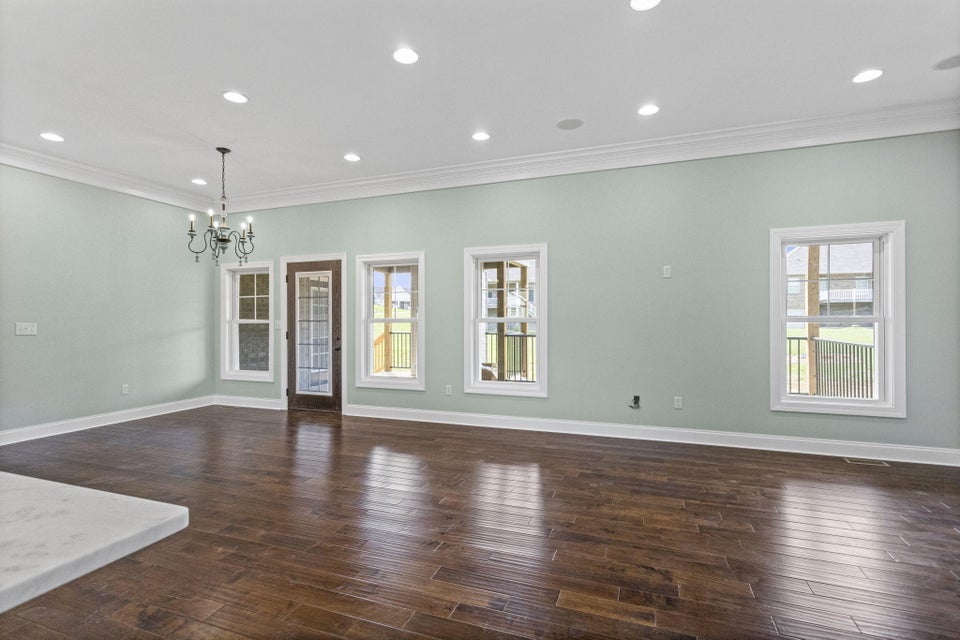 Photo #4: 215 Lakefront Lane