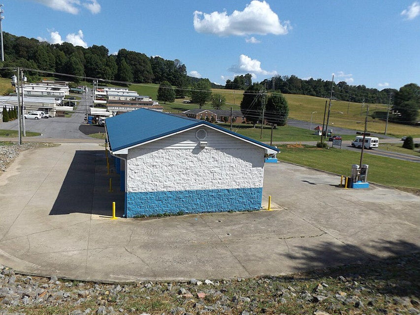 Photo #8: 617 Hwy 126
