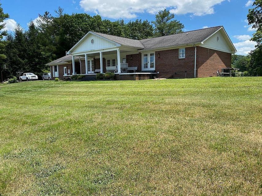 Photo #2: 8905 Mountain Shadow Drive