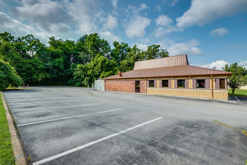 Photo #5: 1216 N Main Avenue Avenue