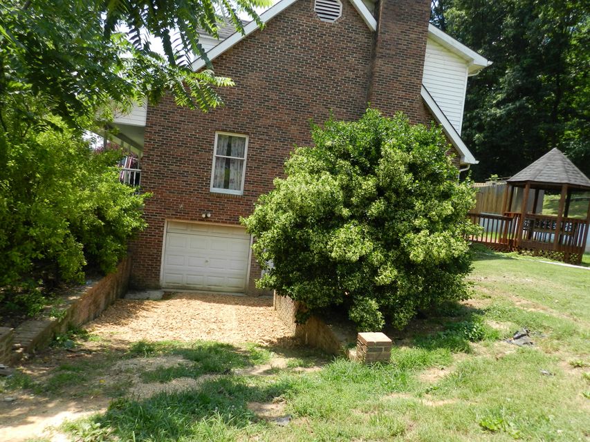 Photo #33: 201 Montsweag Court