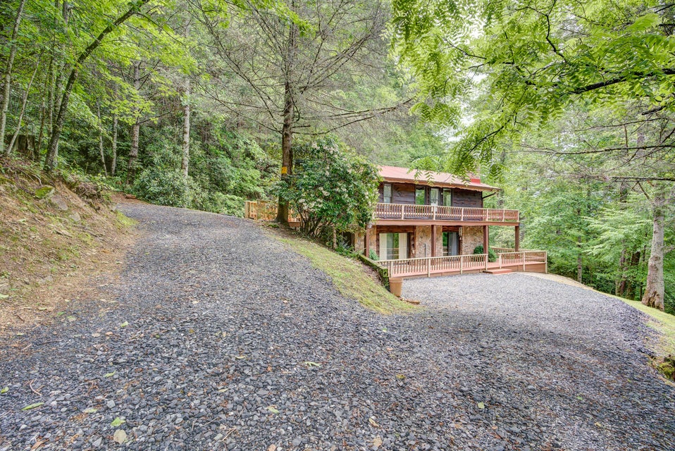 Photo #3: 310 Miller Hollow Road
