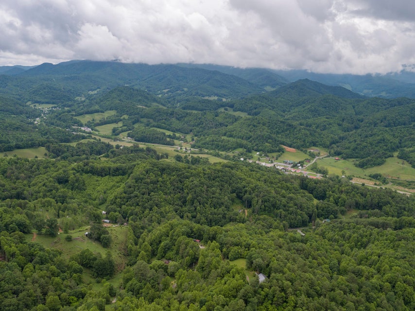 Photo #49: 310 Miller Hollow Road