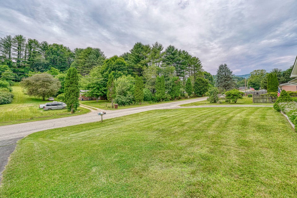 Photo #9: 490 Hospital Road
