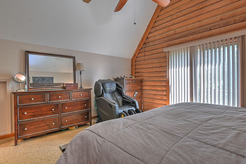Photo #19: 810 Seven Oaks Drive