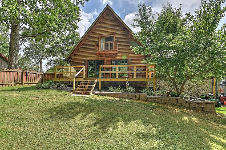 Photo #29: 810 Seven Oaks Drive