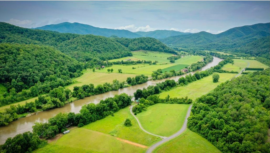 Photo #3: 0 River Crest Way