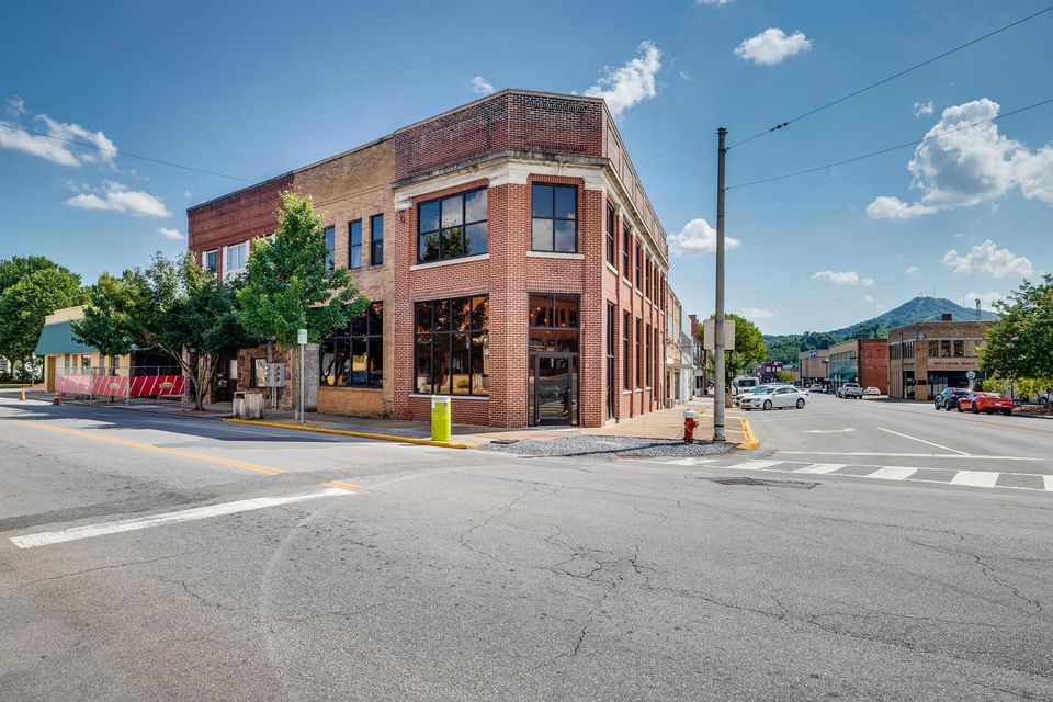 Photo #45: 300 Sullivan Street