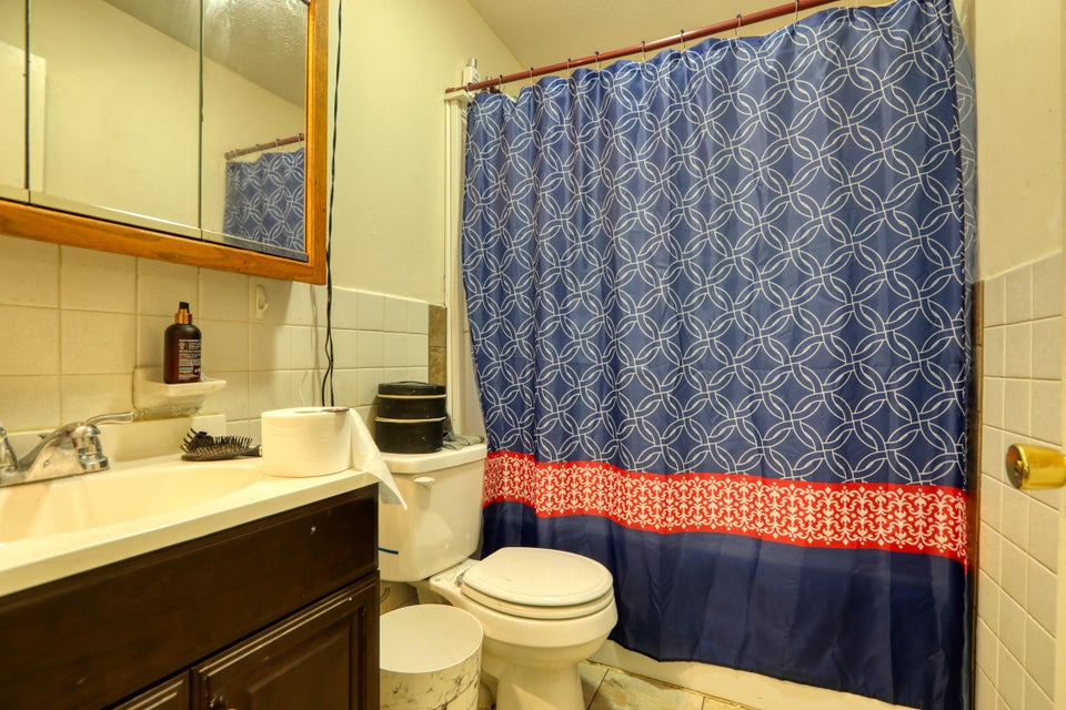 Photo #26: 217 Oak Street