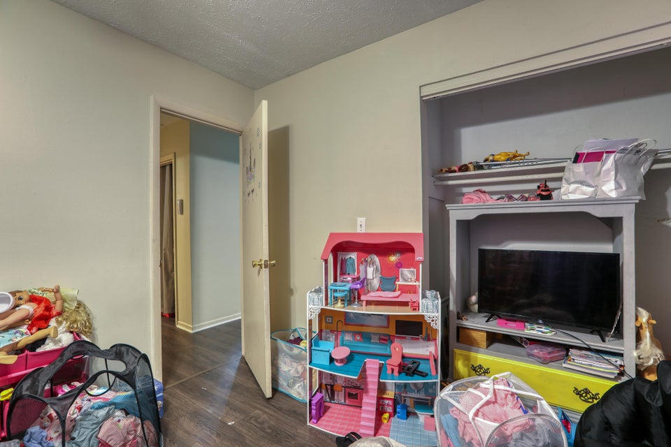 Photo #29: 216 Willow Street