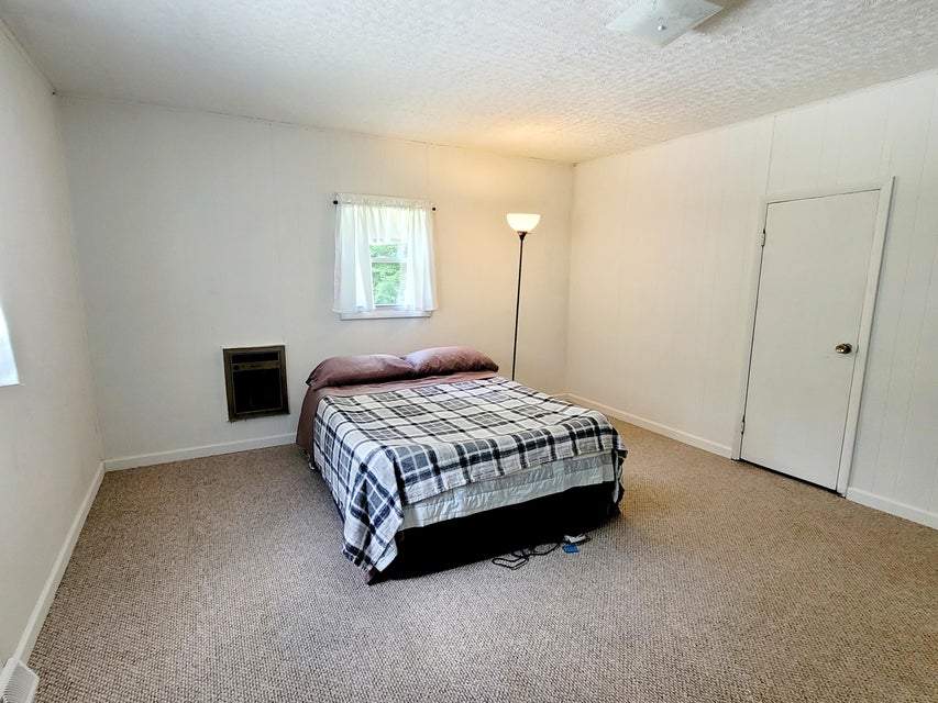Photo #29: 3058 Aily Road