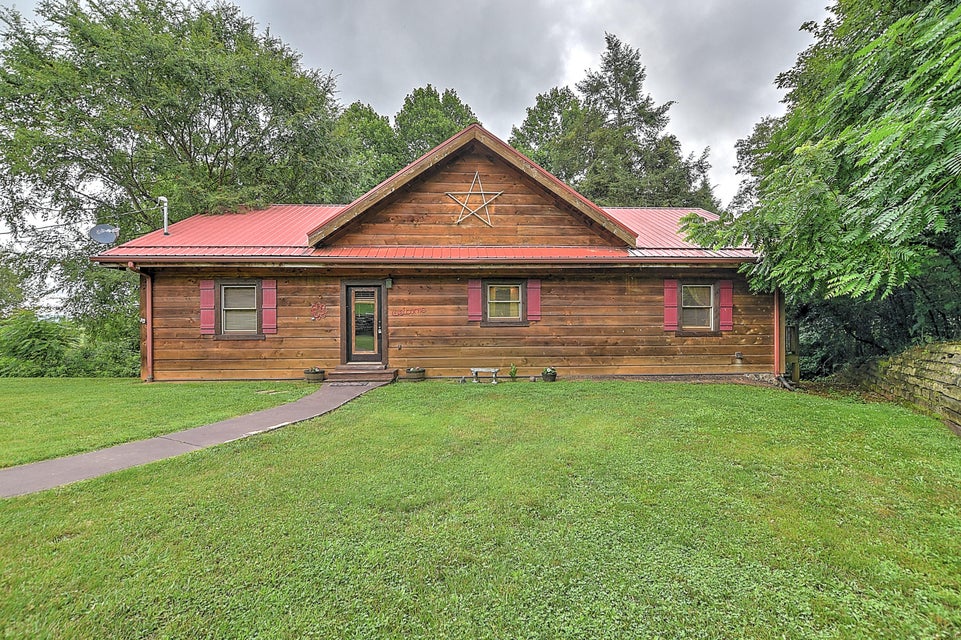 Photo #1: 1970 Conklin Road