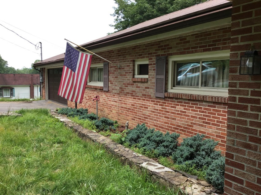 Photo #8: 617 Woodland Terrace