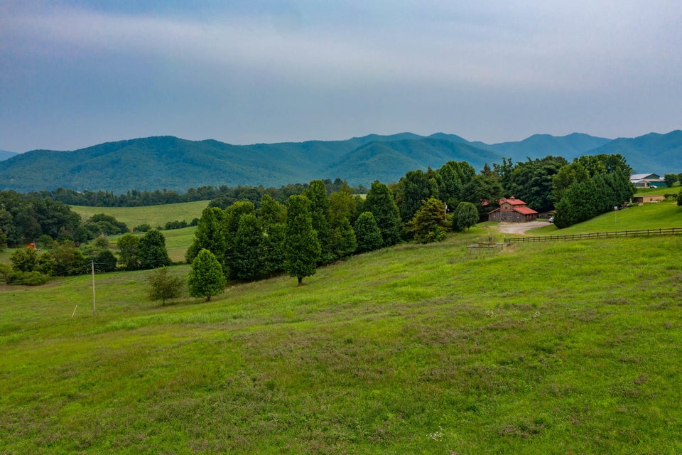 Photo #35: 1970 Conklin Road