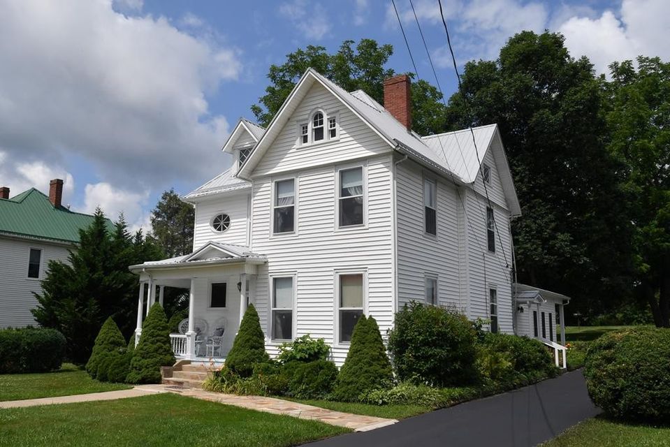 Photo #2: 233 Church Street