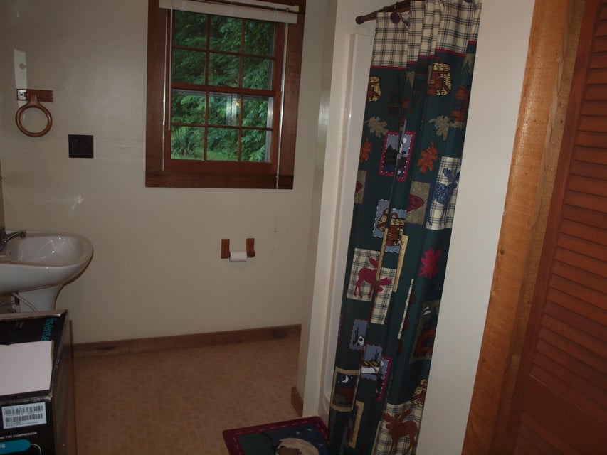 Photo #10: 17562 Burnt Cabin Trail