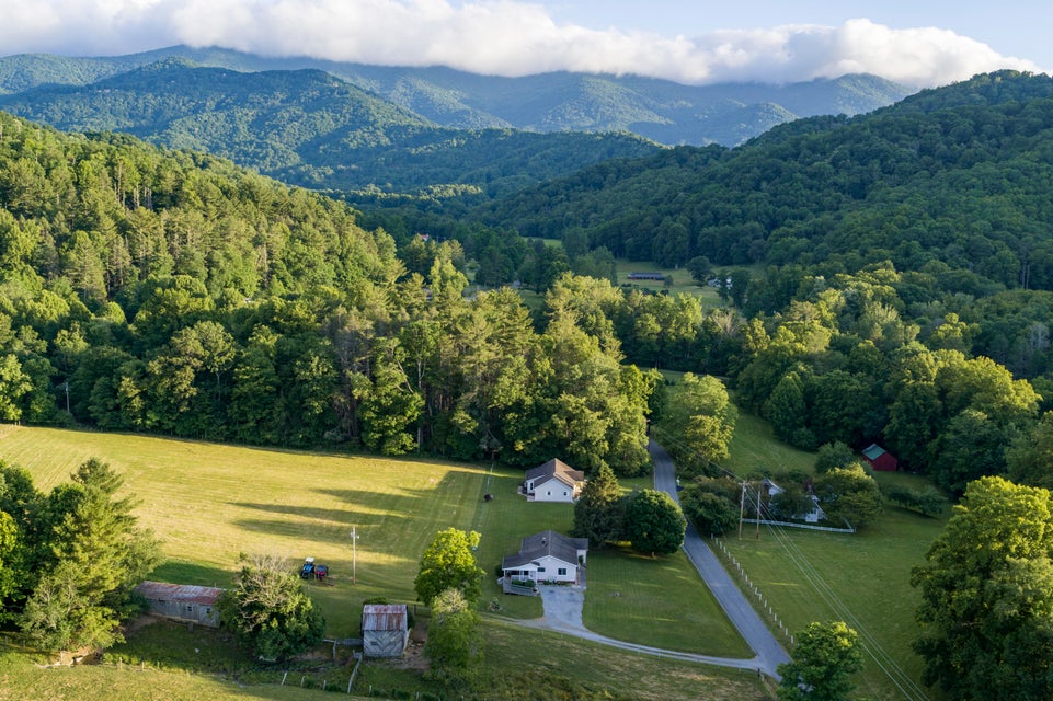 Photo #38: 205 Heaton Creek Road