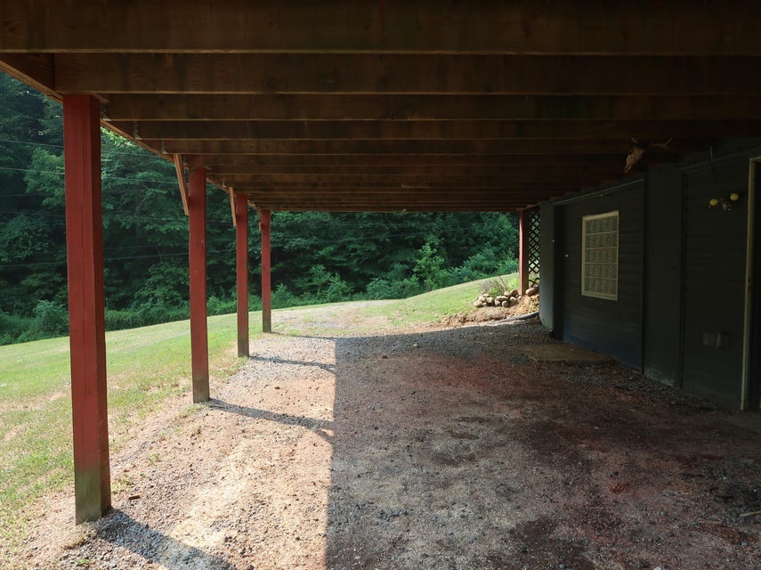 Photo #33: 1446 War Valley Rd