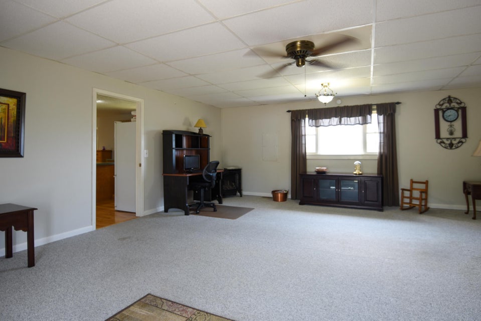 Photo #9: 2635 Warren Drive