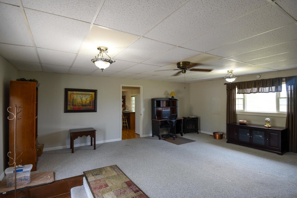 Photo #10: 2635 Warren Drive