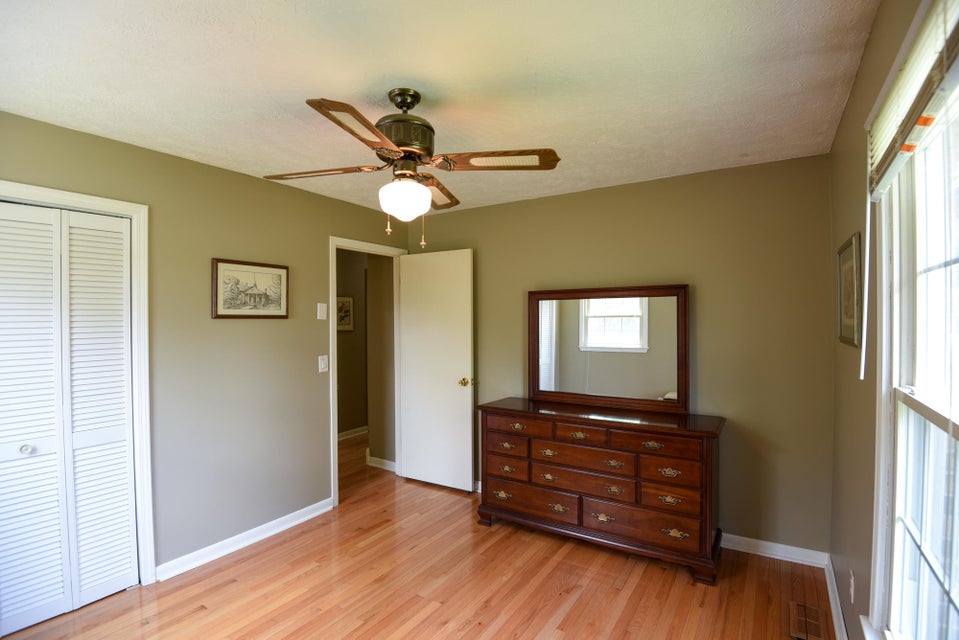 Photo #17: 2635 Warren Drive