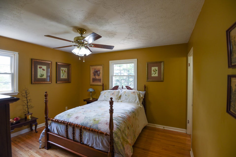 Photo #18: 2635 Warren Drive