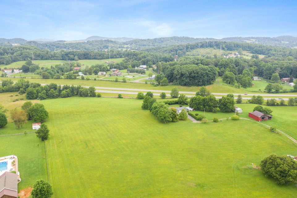 Photo #10: 130 Banks Road