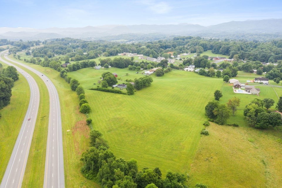 Photo #11: 130 Banks Road