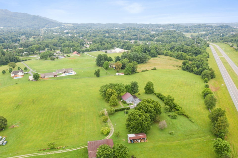 Photo #13: 130 Banks Road