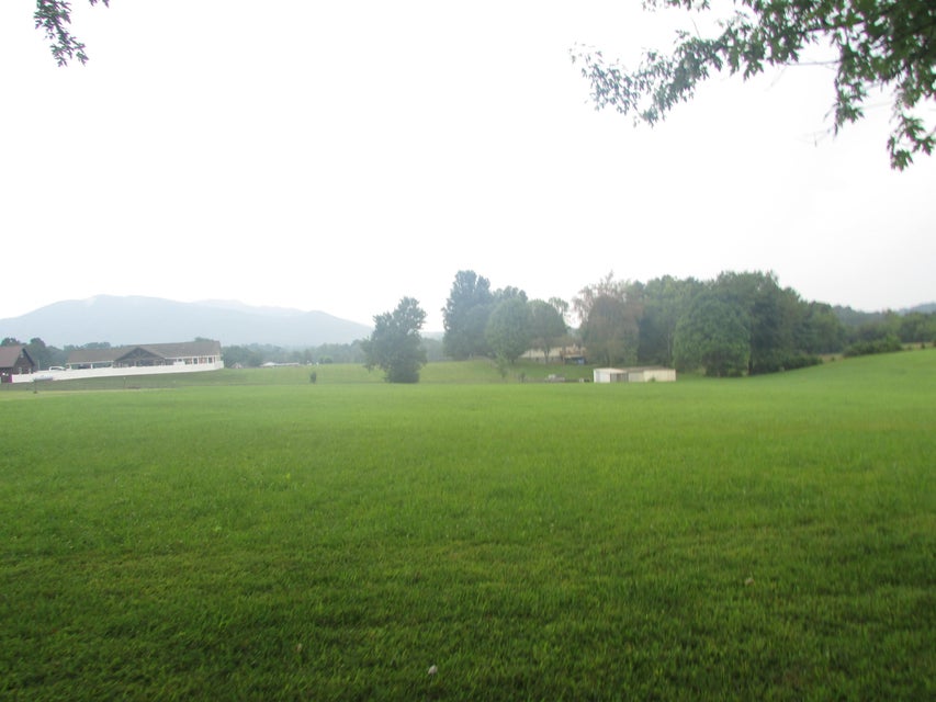 Photo #33: 130 Banks Road